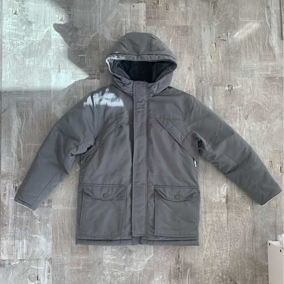Gap kids heavy weight winter jacket. - Picture 1 of 12